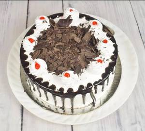 Black Forest Cake (1 Pound)