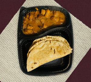 Mushroom Masala With 3 Butter Roti