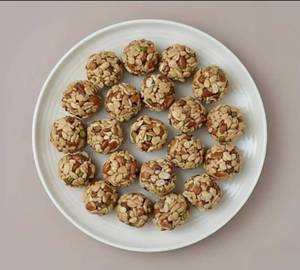 Dry Fruit Laddu