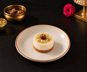 Gulab Jamun Cheesecake