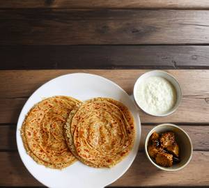2 Mooli Paratha With Dahi And Salad