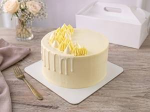 Pineapple Blush (Pure Eggless Cake)