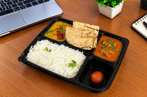Chicken Curry Thali