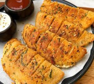 Stuffed garlic bread