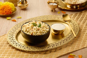 Sabudana Khichdi with Dahi (No Onion No Garlic)