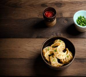 Paneer streamed momos