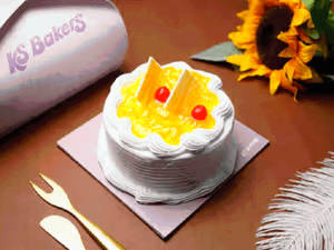 Pineapple Cake 500 Gms