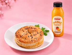 Mango Coco Jelly Juice & Chicken Puff Combo