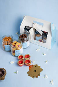 3 Jar's Hamper