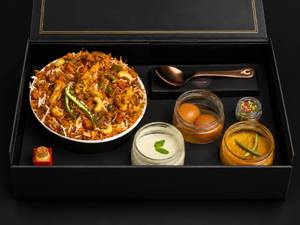 Premium Hyderabadi Veg Biryani (1 Kg)