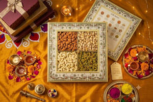 A-2 -tray Dry Fruit Box (14*14)