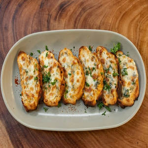 Garlic Bread With Cheese ( 6 Pcs)