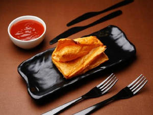 Hot & Crispy Veg Puff