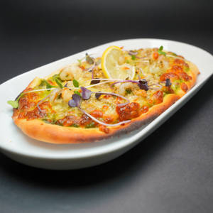 Butter Garlic Prawns Flatbread