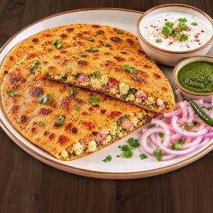 Paneer Paratha With Onion