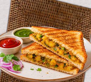 Masala Aloo Sandwich