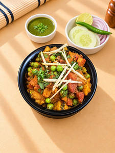 Aloo Gajar Matar