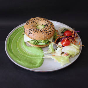 Italian Pesto Paneer Bagel