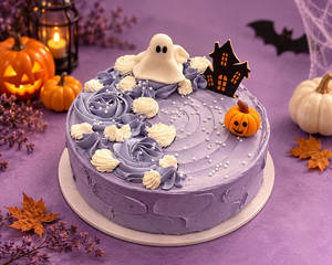 Lavender Haunted Halloween Cake (500gm)