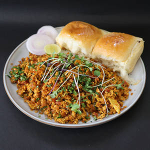 Desi Style Egg Bhurj