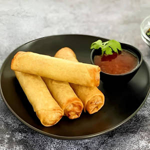Veg Spring Roll (4 Pcs)
