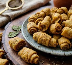 Methi Roll [250 Grams]