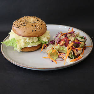 Creamy Scrambled Egg Bagel