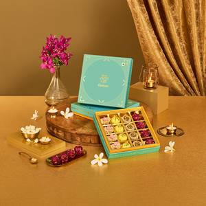 Premium Assorted Sweets Box (16 Pc)