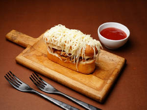 Cheesy Chicken Roll