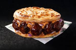 Crispy Baked Hot Garlic Manchurian Paratha Burger