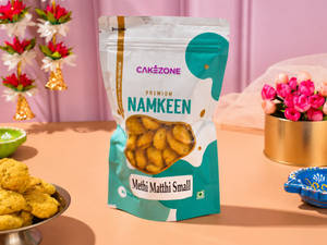 Mini Mathri Namkeen - 200Gms