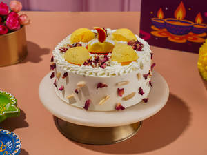 Mithai Magic Rasmalai Cake - 500Gms