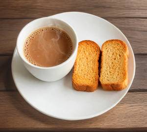 Elaichi Chai With Rusk