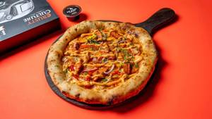 Peri Peri Chicken Tikka Pizza