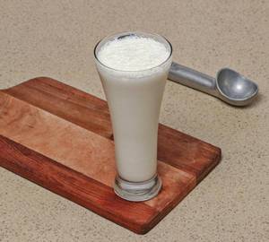Creamy Vanilla Milkshake (300Ml)