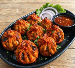 Chilli Garlic Momos (6pcs)