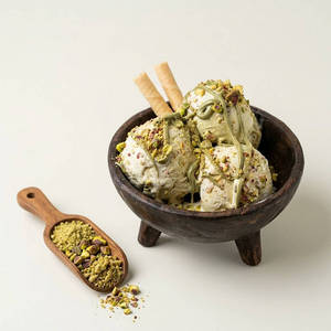 Pistachio Royale