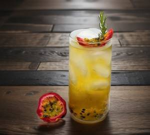 Passion Fruit Green Tea