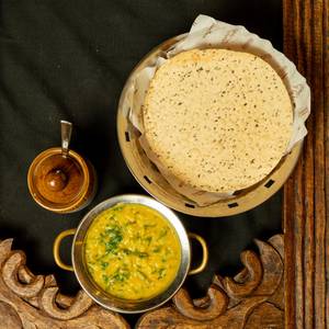 Gharwali Khichdi With Papad