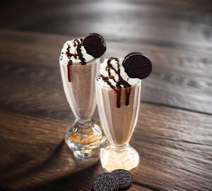 Oreo Shake With Ice Cream