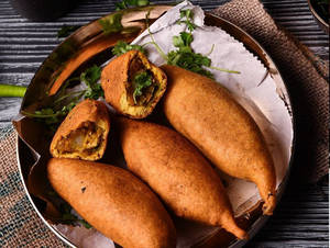 Mirchi Vada (1pc)