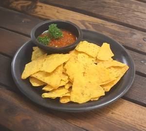 Nachos With Salsa