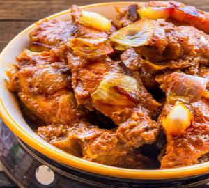Chicken dopyaza