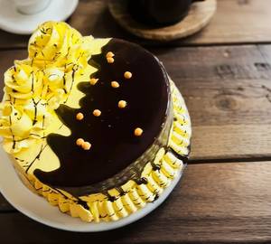 Eggless Chocolate Butterscotch Cake ( 500 grams )