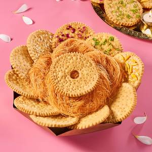 Karwa Chauth Mathi Platter