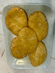 Mithi Mathri Small