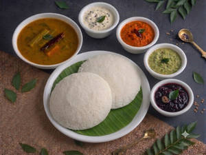 Thatte Idli (2 Pcs)