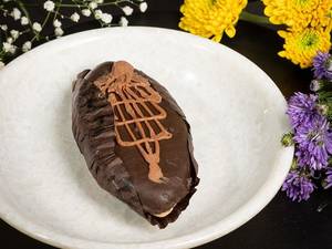 Chocolate Boat (Eggless)