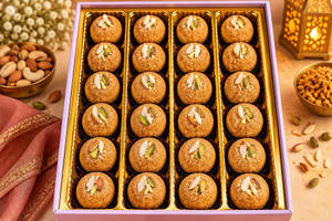 Besan Laddu (1 Kg)