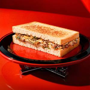 Mini Harissa Chicken Sando (Sandwich)